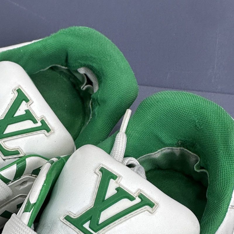 Louis Vuitton Louis Vuitton Low-Top Green and White Sneakers 0079 Size US 8 / EU 41 - 6 Thumbnail