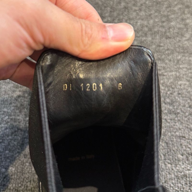 Louis Vuitton Louis Vuitton Classic Black Leather Ankle Boots 0079 Size US 9 / EU 42 - 5 Thumbnail