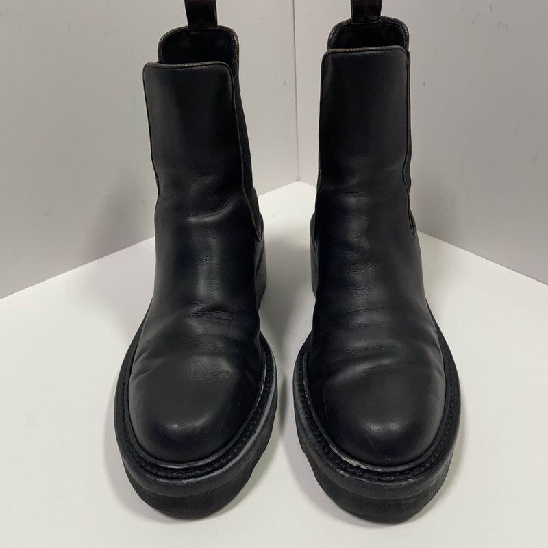 Louis Vuitton Louis Vuitton Black Chelsea Boots 0079 Size US 7.5 / EU 40-41 - 2 Thumbnail
