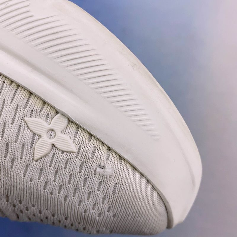 Louis Vuitton Louis Vuitton Show Up Casual Sneakers for Men 0079 Size US 7.5 / EU 40-41 - 10 Thumbnail