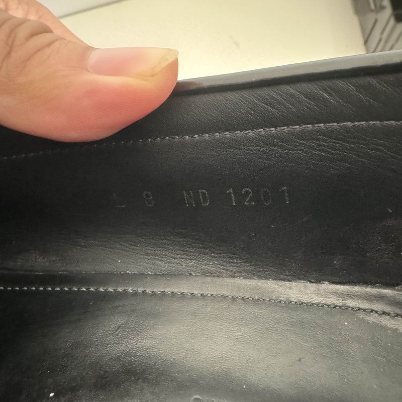 Louis Vuitton Louis Vuitton Black Leather Loafers for Men 0079 Size US 9.5 / EU 42-43 - 5 Thumbnail