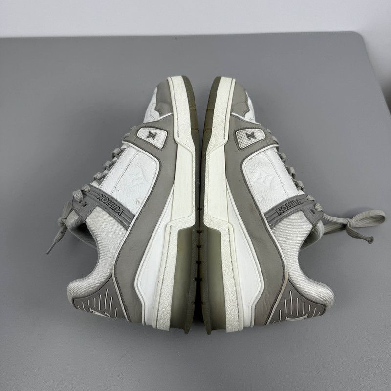 Louis Vuitton Louis Vuitton Classic Print Fashion Sneakers 0079 Size US 8 / EU 41 - 8 Thumbnail