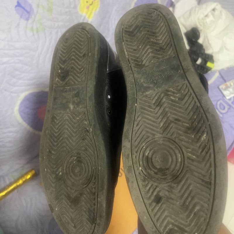 Louis Vuitton Louis Vuitton Rivoli Black Casual Sneakers 0079 Size US 8.5 / EU 41-42 - 4 Thumbnail