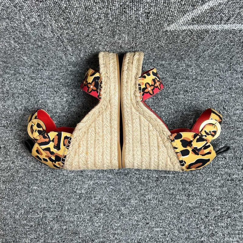 Louis Vuitton Louis Vuitton Leopard Print Wedge Sandals 0079 Size US 6 / EU 39 - 6 Thumbnail