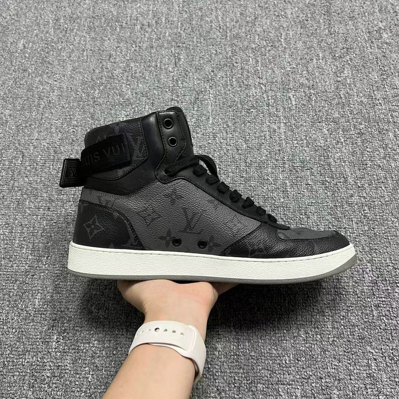 Louis Vuitton Louis Vuitton Rivoli High-Top Fashion Sneakers 0079 Size US 8 / EU 41 - 7 Thumbnail
