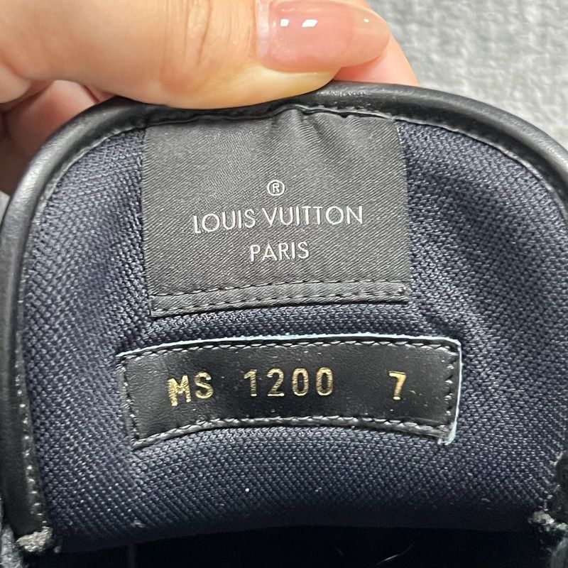 Louis Vuitton Louis Vuitton Rivoli High-Top Fashion Sneakers 0079 Size US 8 / EU 41 - 5 Thumbnail
