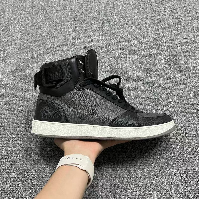 Louis Vuitton Louis Vuitton Rivoli High-Top Fashion Sneakers 0079 Size US 8 / EU 41 - 9 Thumbnail