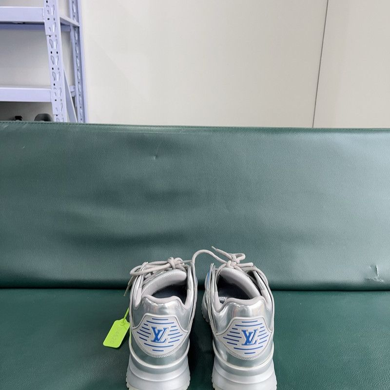 Louis Vuitton Louis Vuitton Silver Zig Zag Casual Sneakers for Men 0079 Size US 8.5 / EU 41-42 - 3 Thumbnail
