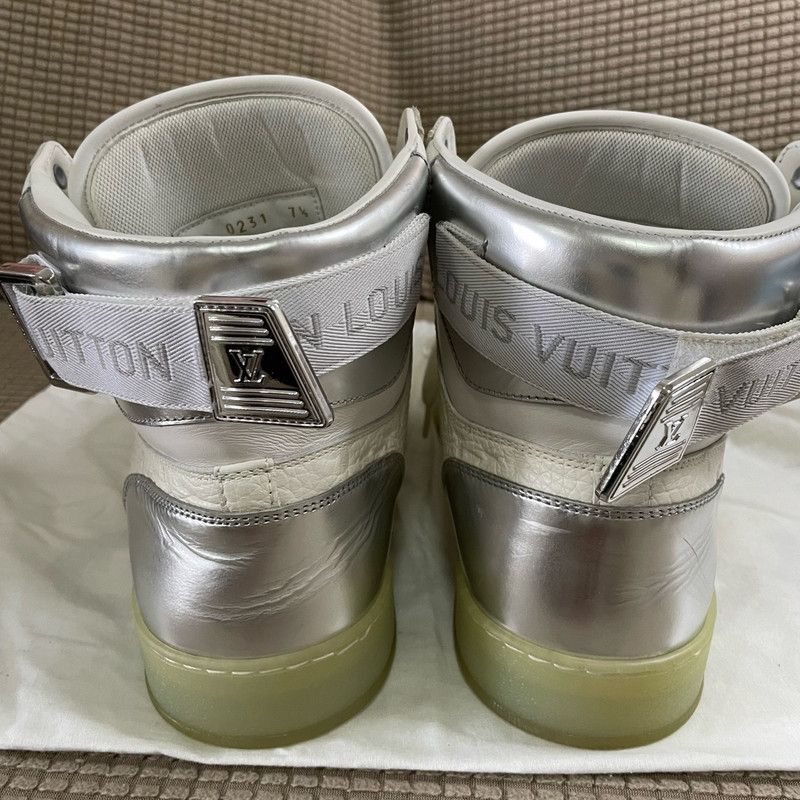 Louis Vuitton Louis Vuitton Rivoli High-Top Fashion Sneakers 0079 Size US 8 / EU 41 - 2 Thumbnail