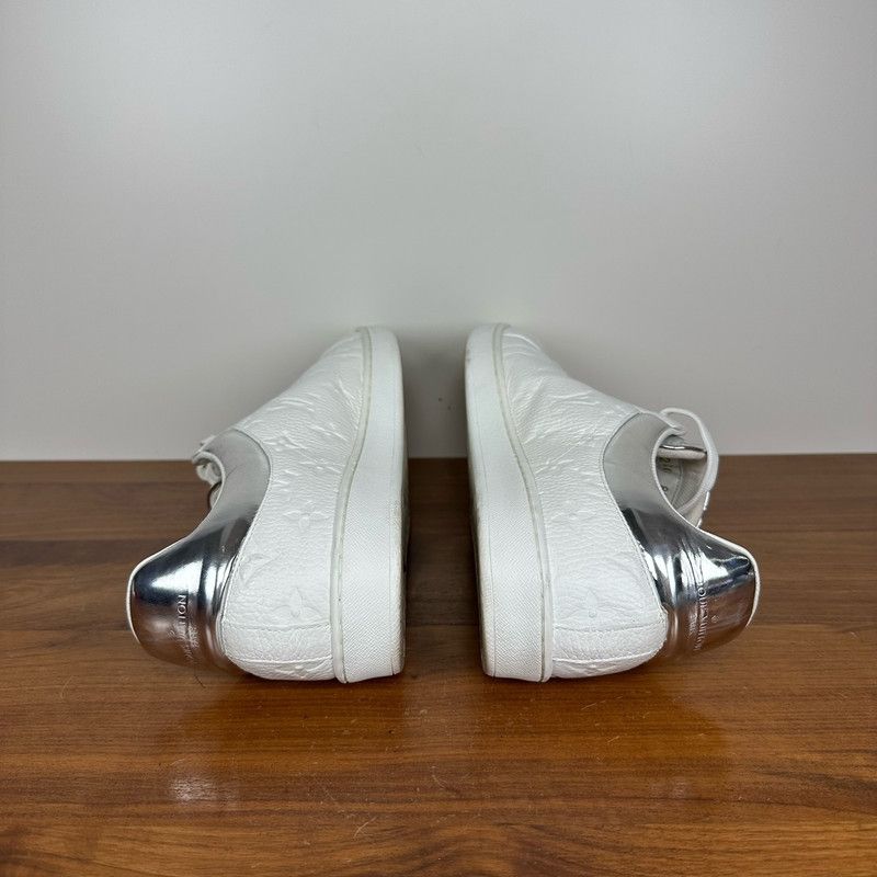 Louis Vuitton Monogram Low-Top Fashion Sneakers 0079