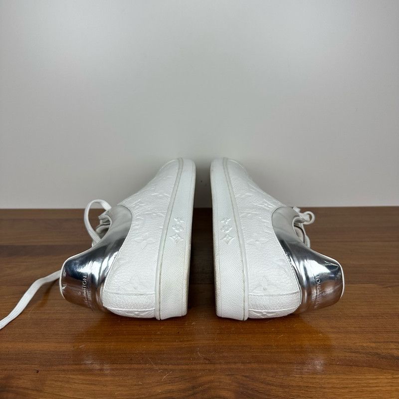 Louis Vuitton Monogram Low-Top Fashion Sneakers 0079