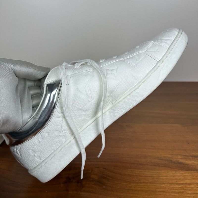 Louis Vuitton Monogram Low-Top Fashion Sneakers 0079