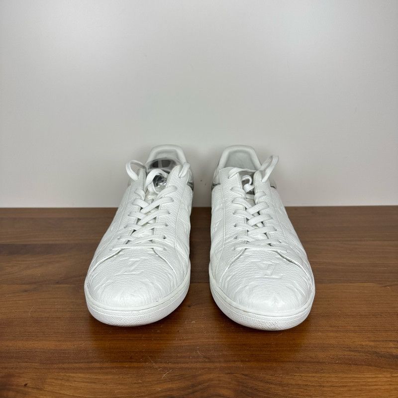 Louis Vuitton Monogram Low-Top Fashion Sneakers 0079