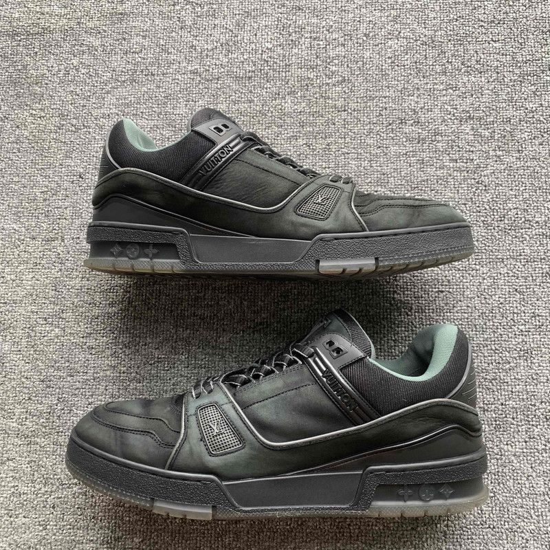 Louis Vuitton Louis Vuitton Trainer Black Stylish Sneakers 0079 Size US 8.5 / EU 41-42 - 7 Thumbnail