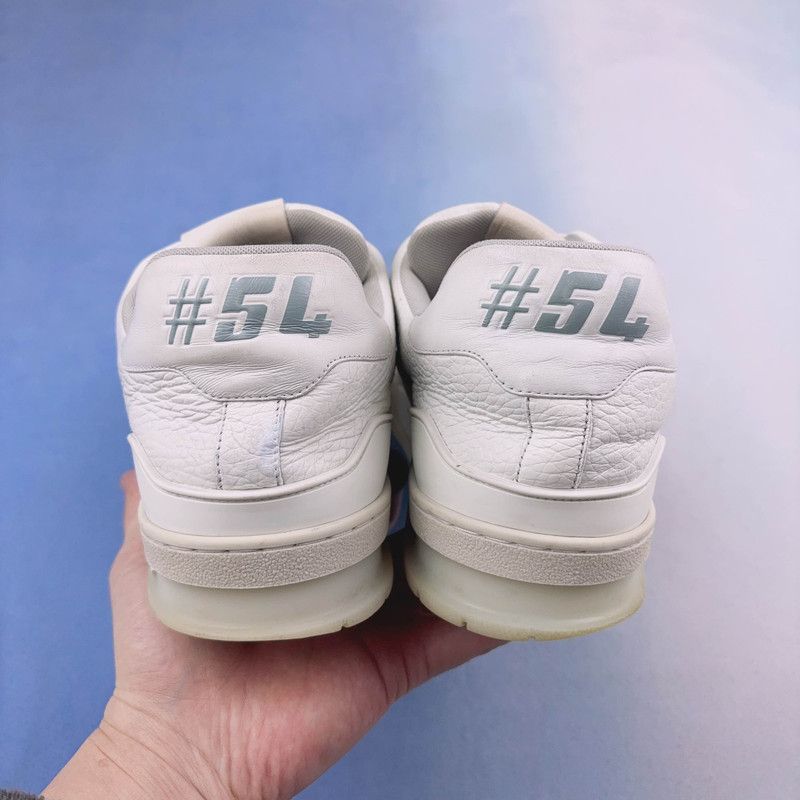 Louis Vuitton Louis Vuitton Trainer Low Top Sneakers in White 0079 Size US 10.5 / EU 43-44 - 3 Thumbnail