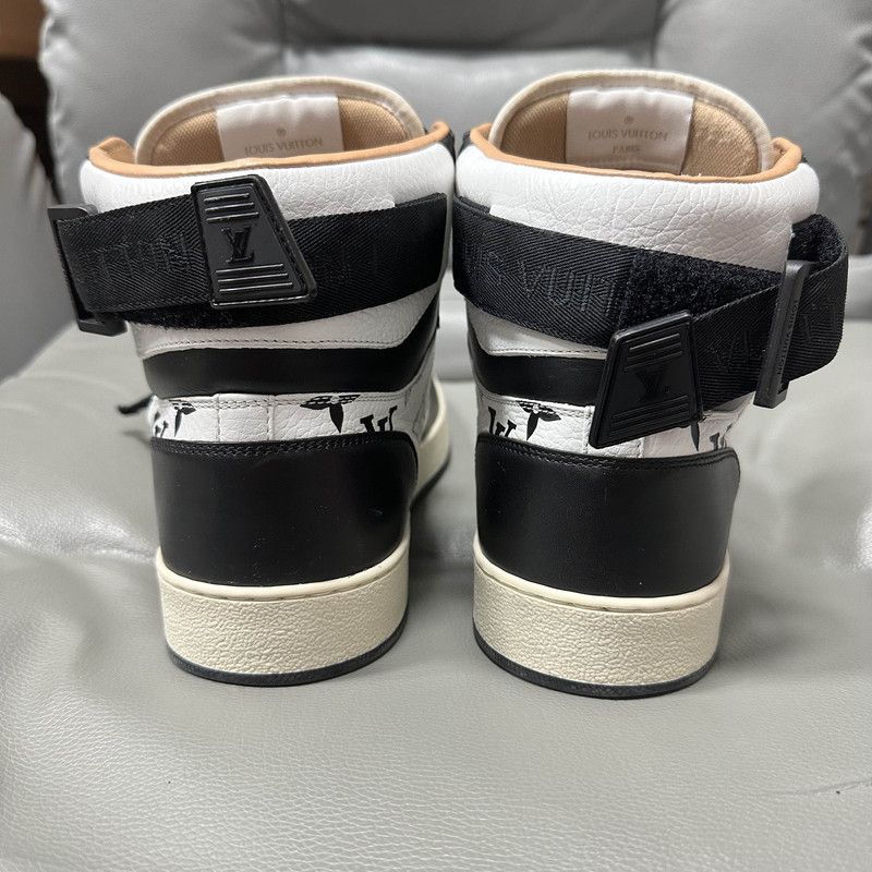 Louis Vuitton Louis Vuitton Rivoli Black Fashion Sneakers 0079 Size US 7.5 / EU 40-41 - 3 Thumbnail