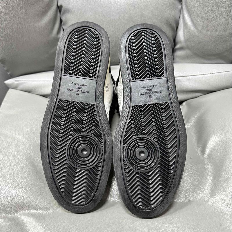Louis Vuitton Louis Vuitton Rivoli Black Fashion Sneakers 0079 Size US 7.5 / EU 40-41 - 4 Thumbnail