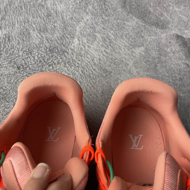 Louis Vuitton Virgil Louis Vuitton Orange Fashion Sneakers 0079 Size US 8 / EU 41 - 9 Thumbnail