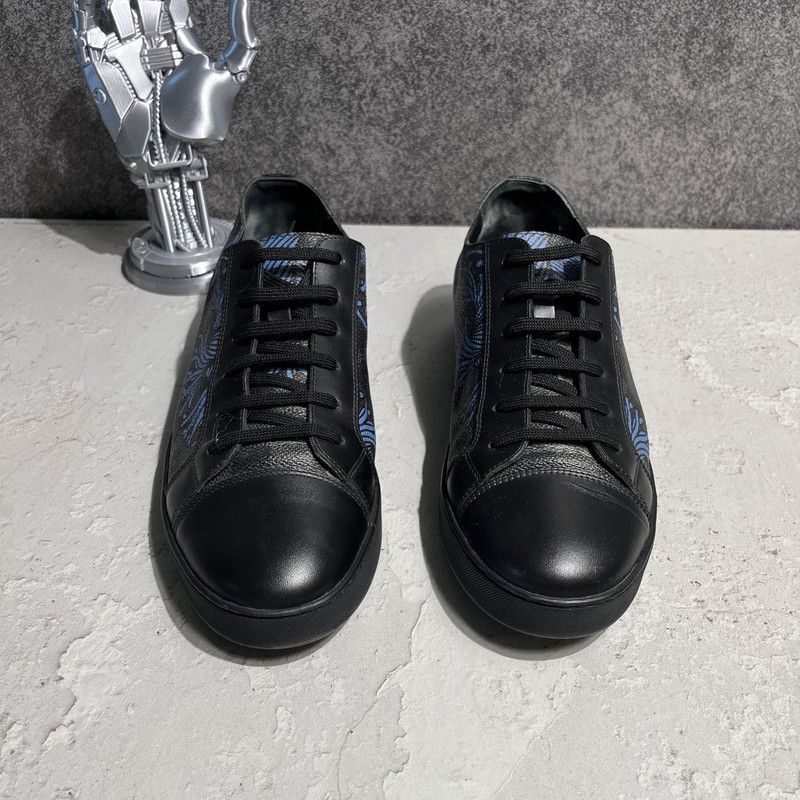 Louis Vuitton Louis Vuitton Casual Low-Top Fashion Sneakers 0079 Size US 8 / EU 41 - 2 Thumbnail