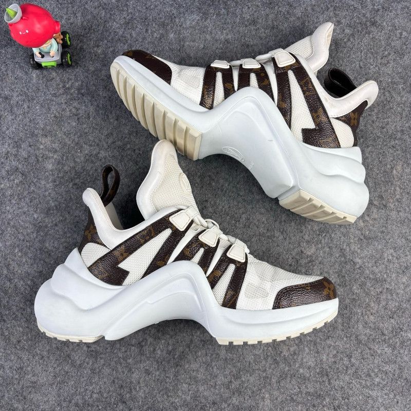 Louis Vuitton Louis Vuitton Thick-Soled High-Top Sneakers 0079 Size US 5.5 / EU 38 - 7 Thumbnail