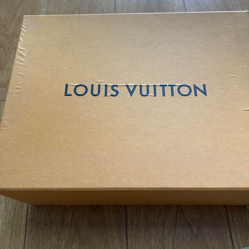 Louis Vuitton Louis Vuitton High-Top Fashion Sneakers in Black 0079 Size US 8 / EU 41 - 6 Thumbnail