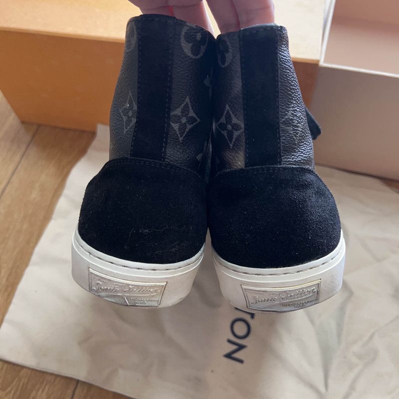 Louis Vuitton Louis Vuitton High-Top Fashion Sneakers in Black 0079 Size US 8 / EU 41 - 3 Thumbnail