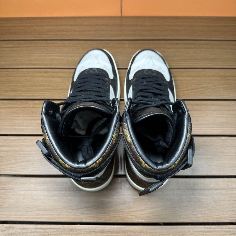 Louis Vuitton Louis Vuitton Rivoli High-Top Fashion Sneakers 0079 Size US 6.5 / EU 39-40 - 8 Thumbnail