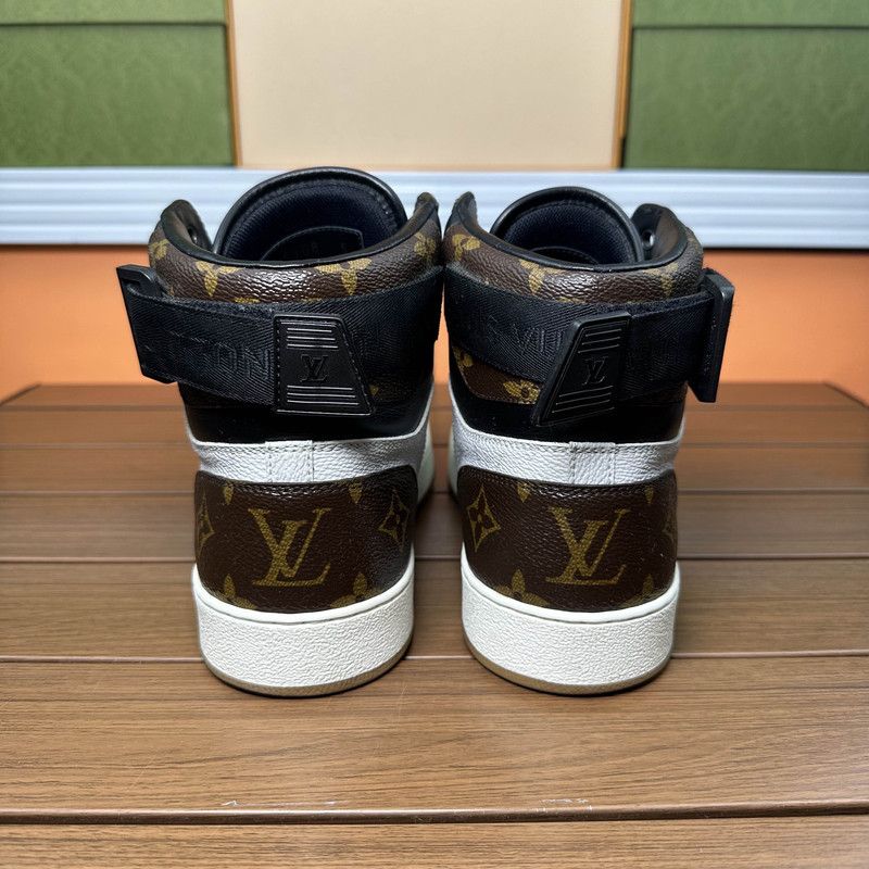 Louis Vuitton Louis Vuitton Rivoli High-Top Fashion Sneakers 0079 Size US 6.5 / EU 39-40 - 3 Thumbnail