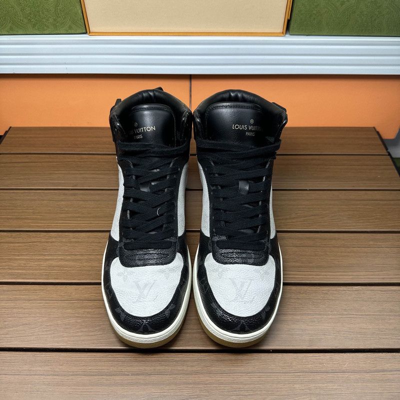 Louis Vuitton Louis Vuitton Rivoli High-Top Fashion Sneakers 0079 Size US 6.5 / EU 39-40 - 2 Thumbnail