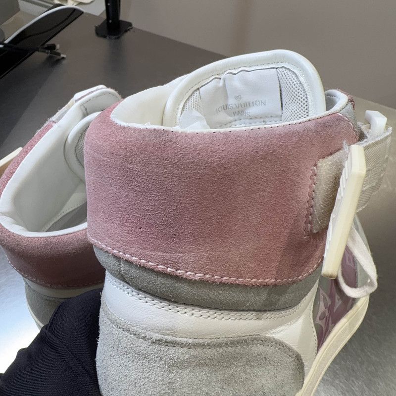 Louis Vuitton Louis Vuitton Rivoli High-Top Fashion Sneakers 0079 Size US 9.5 / EU 42-43 - 8 Thumbnail