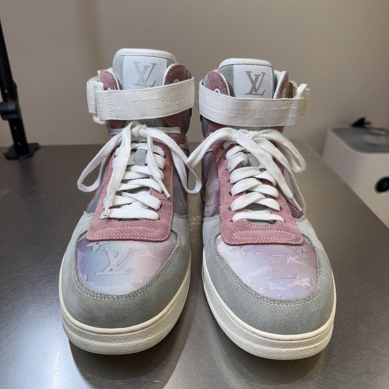Louis Vuitton Louis Vuitton Rivoli High-Top Fashion Sneakers 0079 Size US 9.5 / EU 42-43 - 2 Thumbnail
