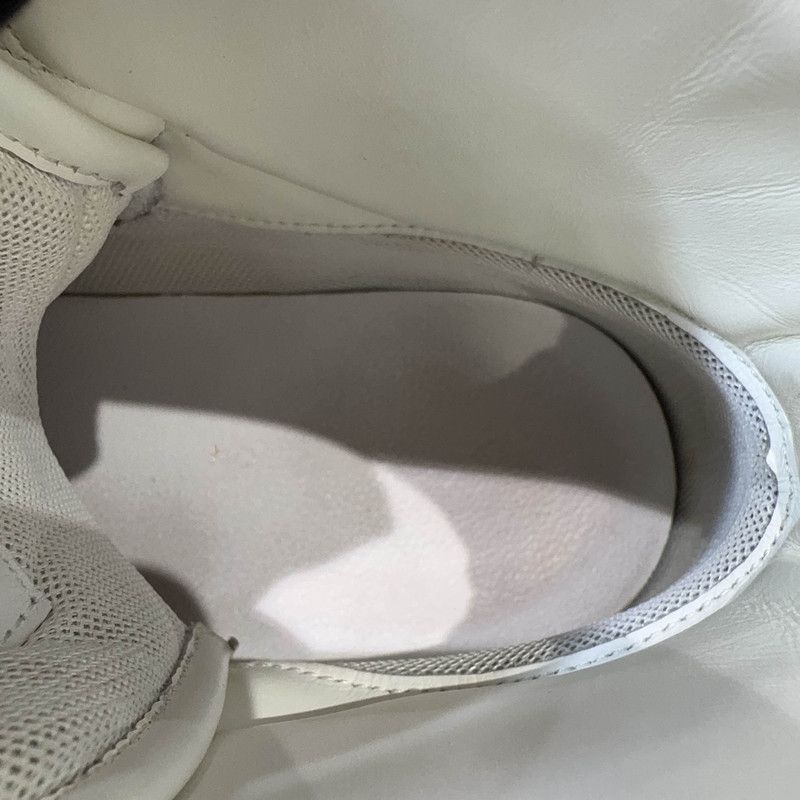 Louis Vuitton Louis Vuitton Rivoli High-Top Fashion Sneakers 0079 Size US 9.5 / EU 42-43 - 10 Thumbnail