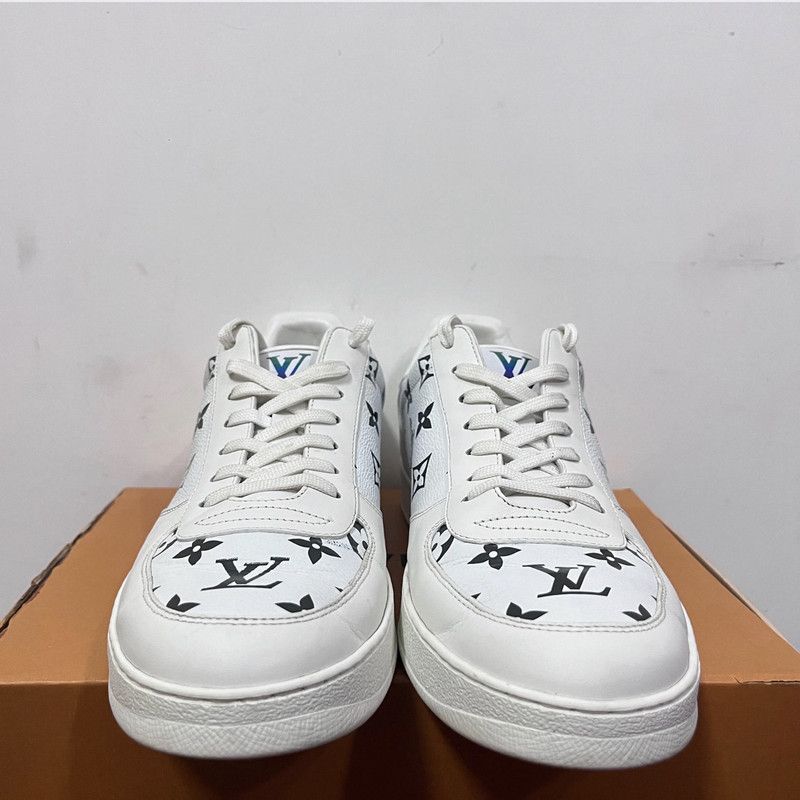 Louis Vuitton Louis Vuitton Rivoli Monogram Casual Low-top Sneakers 0079 Size US 9.5 / EU 42-43 - 2 Thumbnail