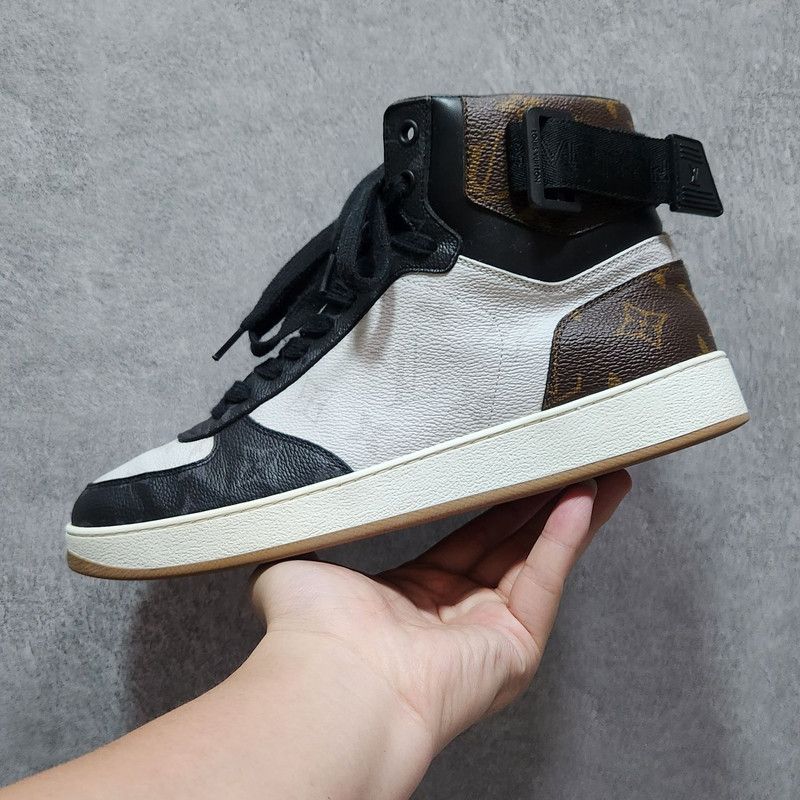 Louis Vuitton Louis Vuitton Rivoli High-Top Fashion Sneakers 0079 Size US 8 / EU 41 - 9 Thumbnail