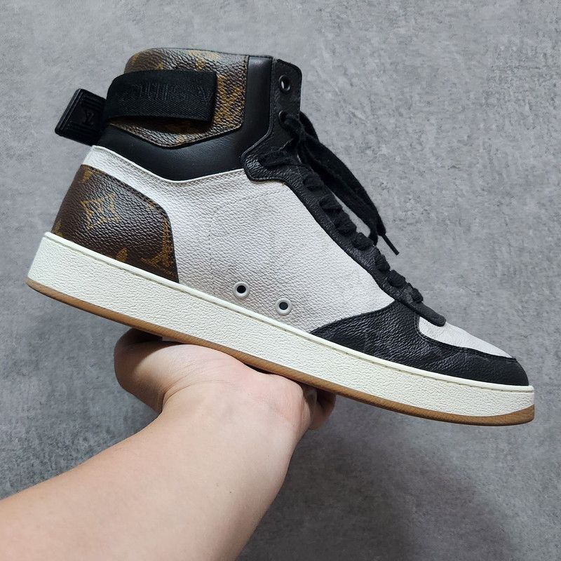 Louis Vuitton Louis Vuitton Rivoli High-Top Fashion Sneakers 0079 Size US 8 / EU 41 - 8 Thumbnail