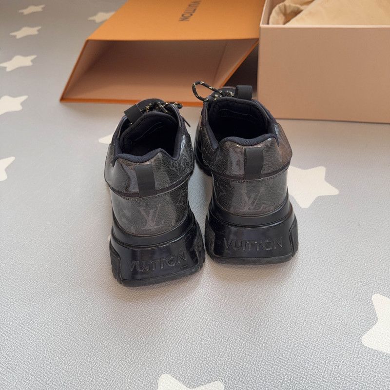Louis Vuitton Louis Vuitton Run Away Casual Sneakers for Men 0079 Size US 8 / EU 41 - 3 Thumbnail