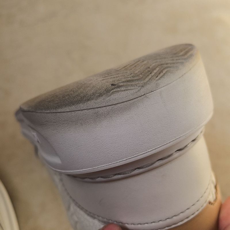Louis Vuitton Louis Vuitton Beverly Hills Leather Sneakers in White 0079 Size US 9 / EU 42 - 7 Thumbnail