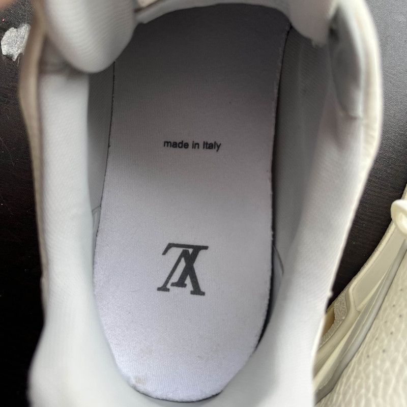 Louis Vuitton Louis Vuitton White Leather Low-Top Trainers 0079 Size US 10.5 / EU 43-44 - 6 Thumbnail