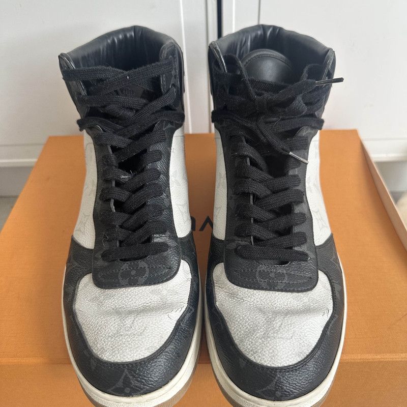Louis Vuitton Louis Vuitton Rivoli Monogram Strass Sneakers 0079 Size US 8.5 / EU 41-42 - 2 Thumbnail