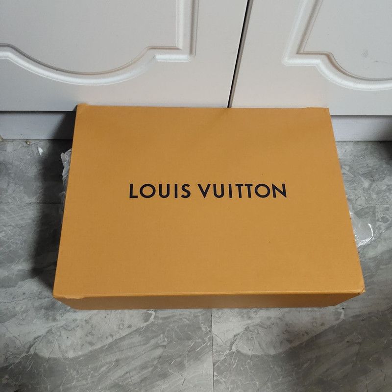 Louis Vuitton Louis Vuitton Rivoli High-Top Casual Sneakers in Black 0079 Size US 9.5 / EU 42-43 - 6 Thumbnail