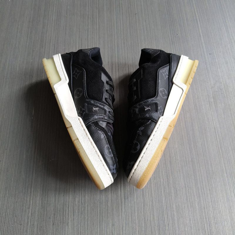 Louis Vuitton Louis Vuitton Black Trainer Sneakers 0079 Size US 8.5 / EU 41-42 - 9 Thumbnail