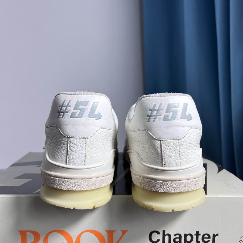 Louis Vuitton Louis Vuitton Trainer Low Top Fashion Sneakers 0079 Size US 10.5 / EU 43-44 - 3 Thumbnail