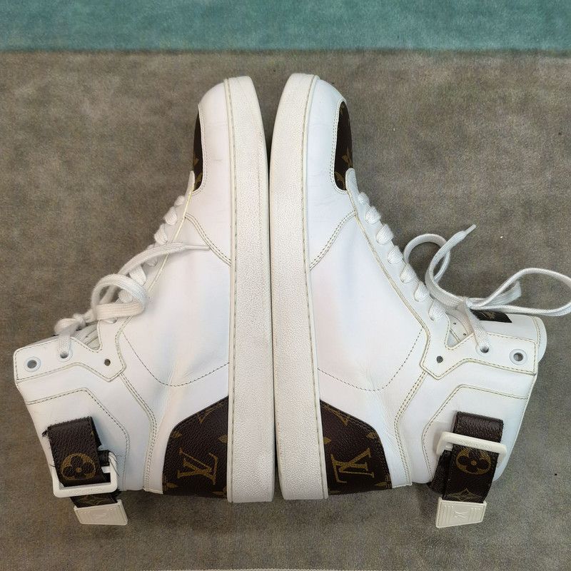 Louis Vuitton Louis Vuitton Brown Leather Fashion High-Top Sneakers 0079 Size US 8 / EU 41 - 9 Thumbnail