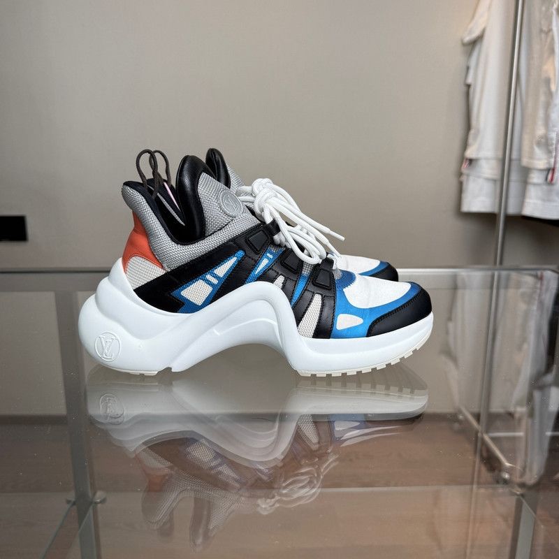 Louis Vuitton Louis Vuitton Leather Sports Sneakers in White and Blue 0079 Size US 7.5 / EU 40-41 - 2 Thumbnail