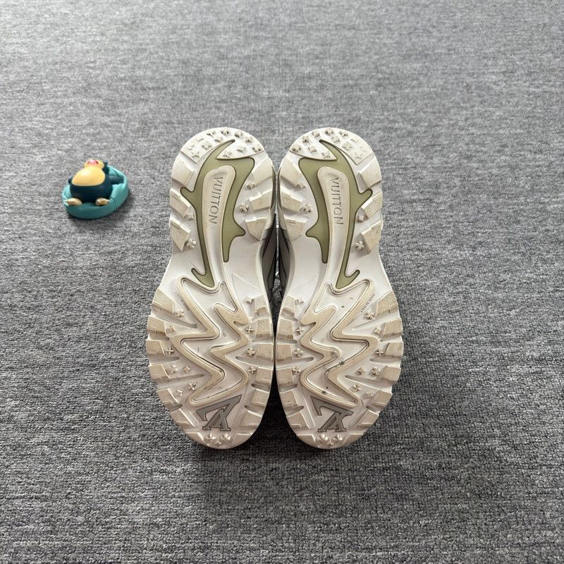 Louis Vuitton Louis Vuitton Runner Tatic Low-top Casual Shoes 0079 Size US 8 / EU 41 - 4 Thumbnail