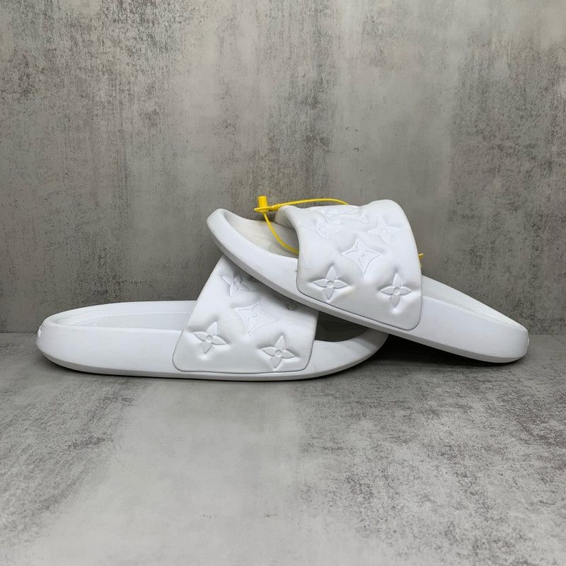 Louis Vuitton Waterproof White Slide Sandals 0079