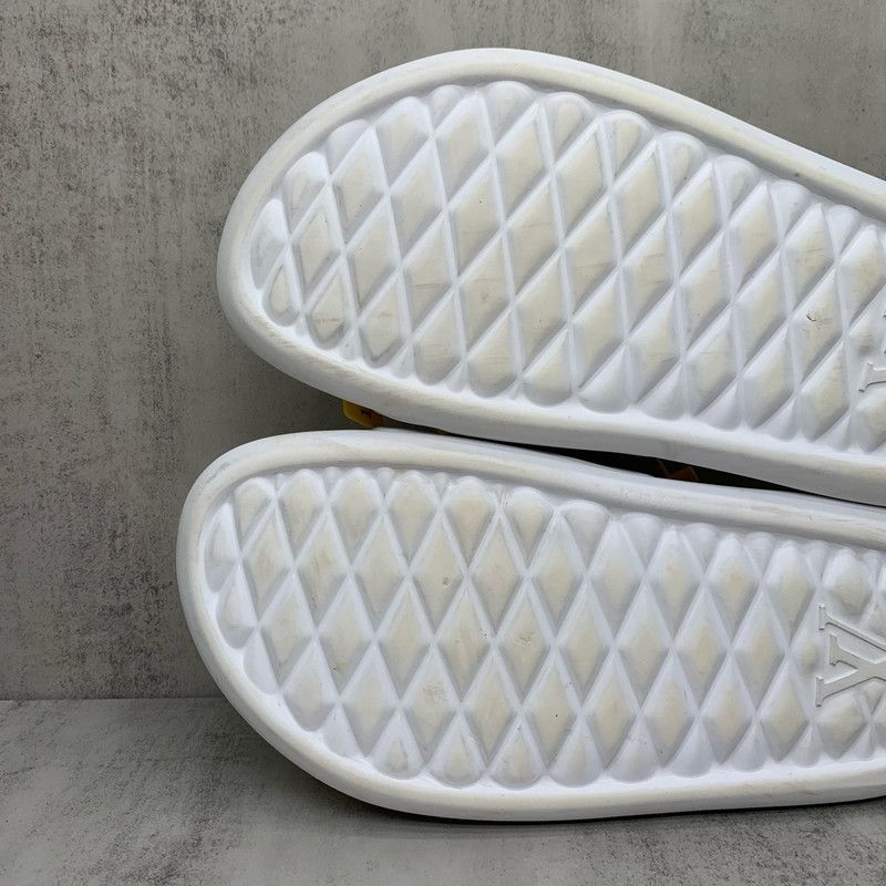 Louis Vuitton Waterproof White Slide Sandals 0079