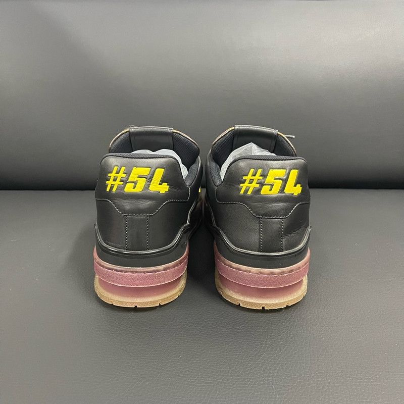 Louis Vuitton Louis Vuitton Trainer Casual Sneakers in Lakers Colors 0079 Size US 8.5 / EU 41-42 - 4 Thumbnail