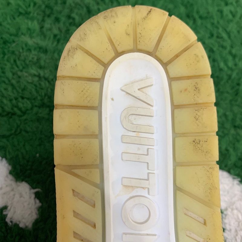 Louis Vuitton Louis Vuitton Trainer White Sneakers for All 0079 Size US 9.5 / EU 42-43 - 9 Thumbnail