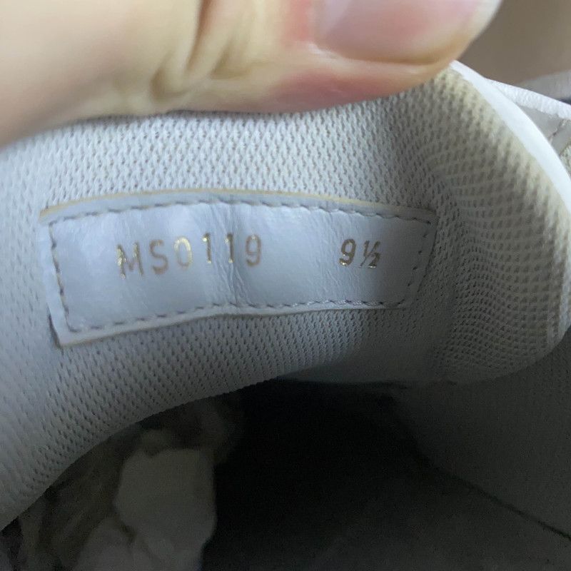 Louis Vuitton Louis Vuitton Trainer Fashion Sneakers for Men 0079 Size US 10.5 / EU 43-44 - 5 Thumbnail